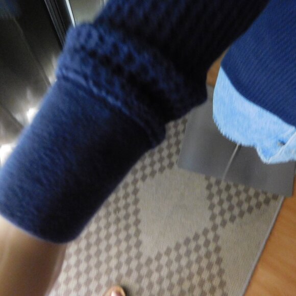 Men’s Waffle-Knit Henley Sweater – Navy Blue, Size Small - Picture 7 of 7